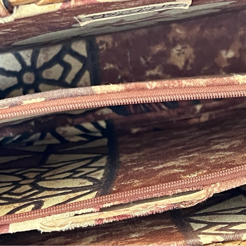 Vintage Kimura Lauhala Handbag - Picture 9 of 10